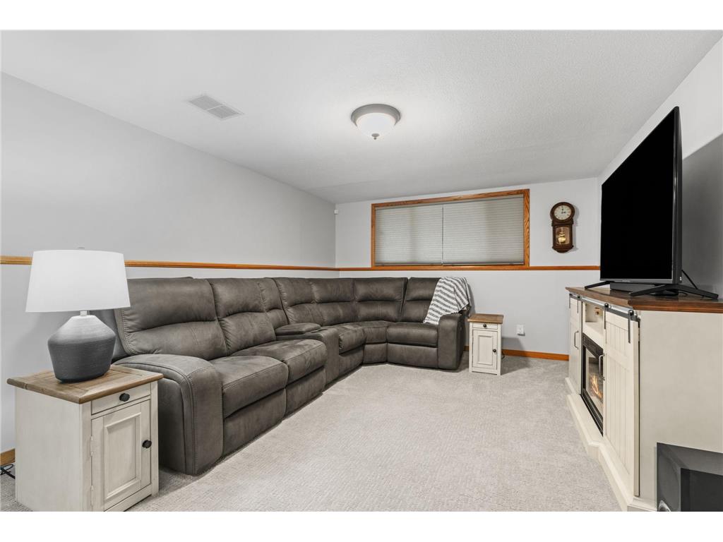 803 Newell Drive Apple Valley MN 55124 7061809 image28