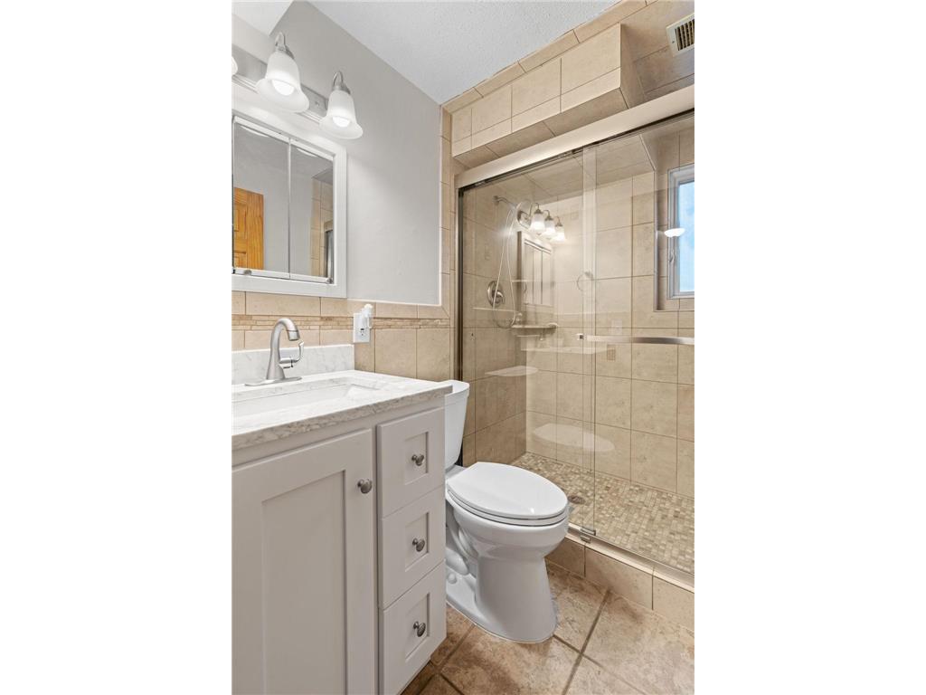 803 Newell Drive Apple Valley MN 55124 7061809 image36