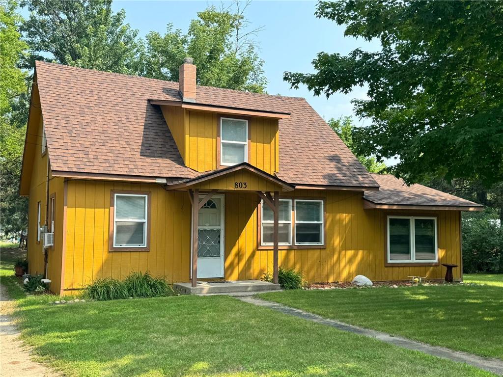 803 Pine Street Park Rapids MN 56470 6762357 image1
