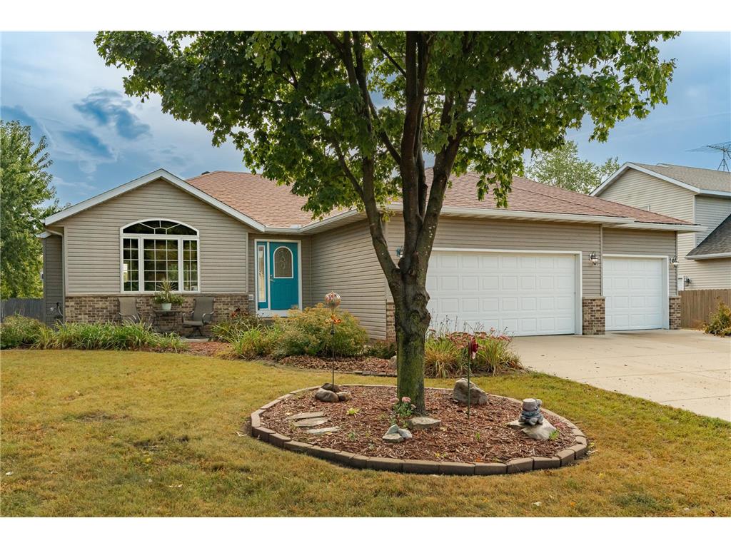 803 Rodeo Drive SE Pine Island MN 55963 6791382 image1