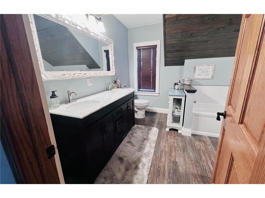 803 S Pine Street Caledonia MN 55921 7098825 image32