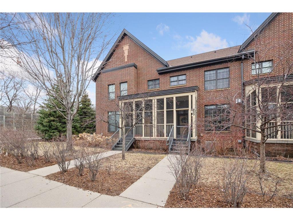 803 Thornton Street SE Minneapolis MN 55414 6688802 image1