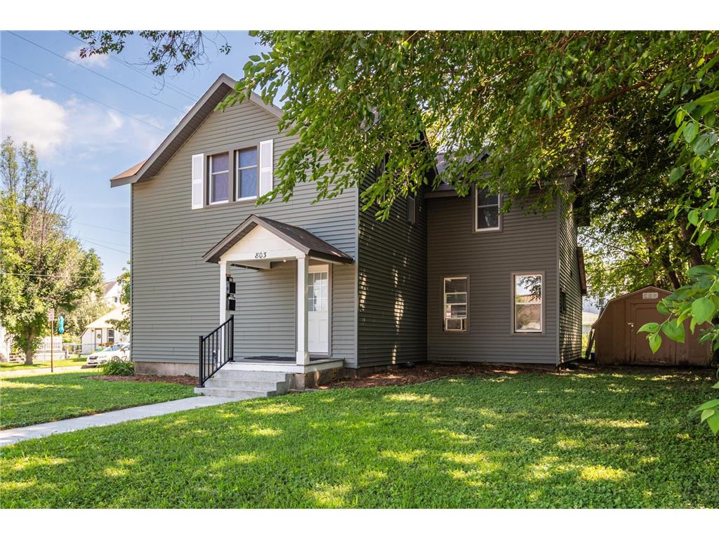 803 W 5th Street Winona MN 55987 7111039 image1