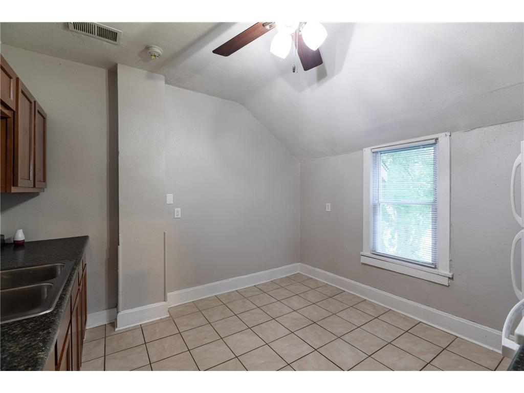 803 W 5th Street Winona MN 55987 7111039 image16