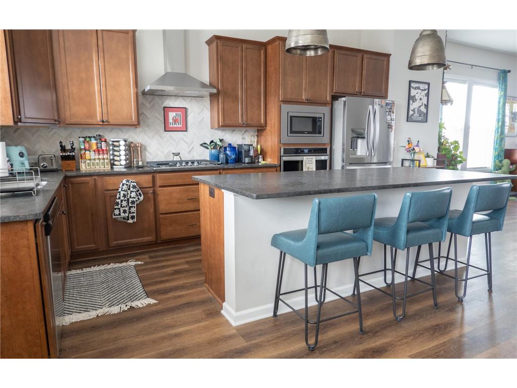 8030 Central Park Way N Maple Grove MN 55369 6309652 image1