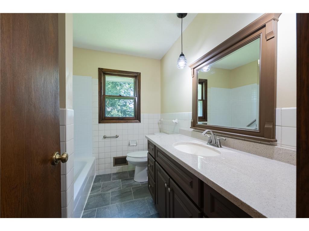 8031 Jefferson Street NE Spring Lake Park MN 55432 7107413 image11