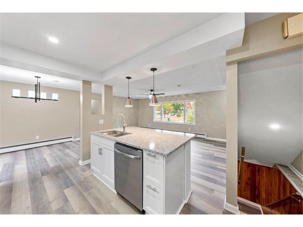 8033 Georgia Avenue N Brooklyn Park MN 55445 6759084 image14