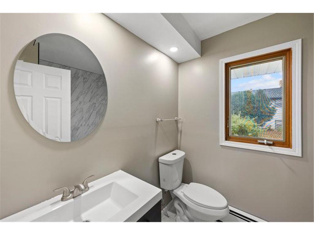 8033 Georgia Avenue N Brooklyn Park MN 55445 6759084 image15