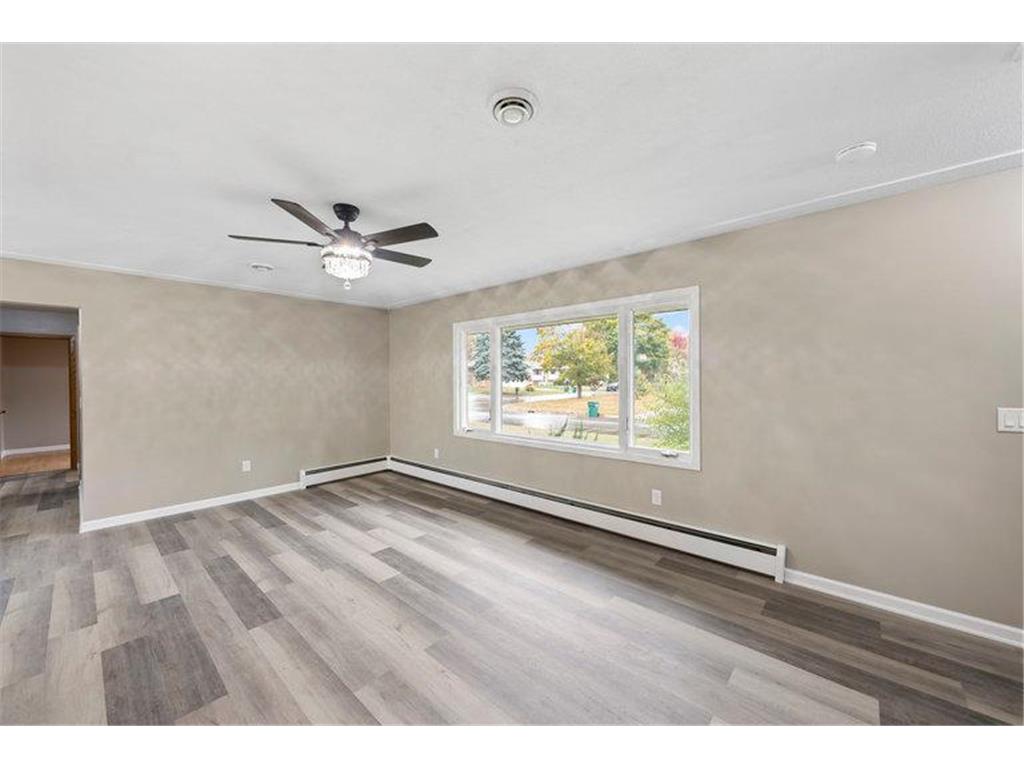 8033 Georgia Avenue N Brooklyn Park MN 55445 6759084 image7