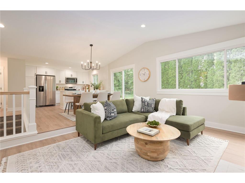 8033 Vincent Circle N Brooklyn Park MN 55444 6598369 image1