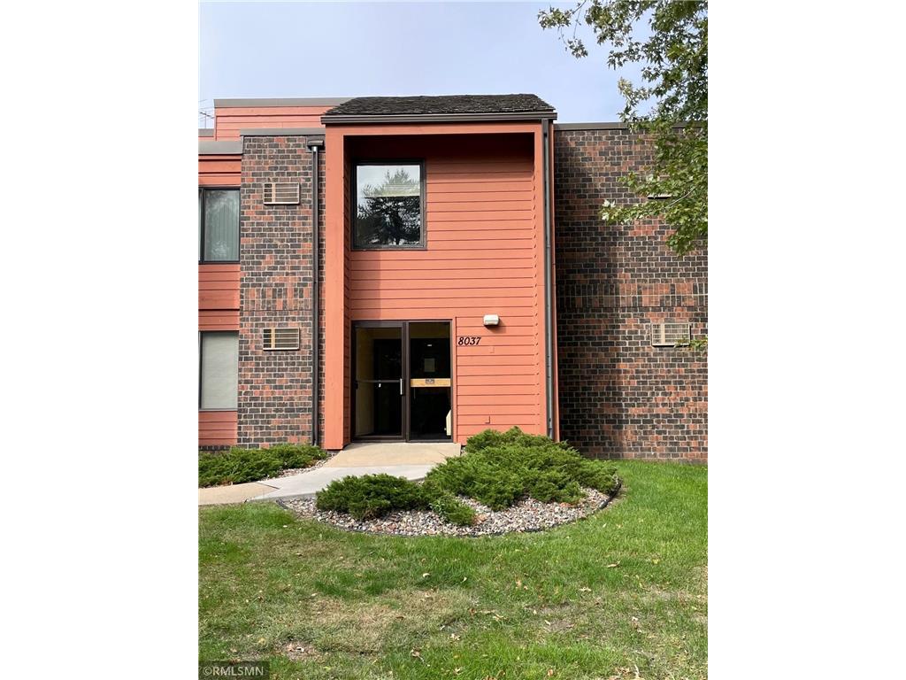 8037 Xerxes Avenue S #131 Bloomington MN 55431 6461729 image1