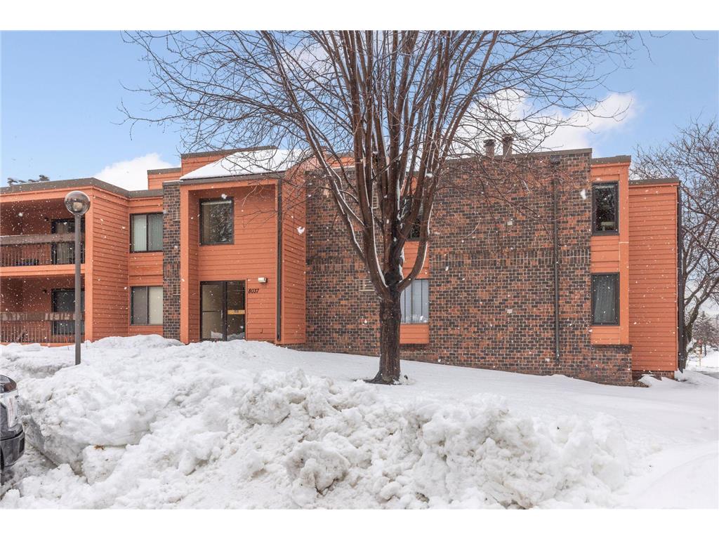 8037 Xerxes Avenue S #133 Bloomington MN 55431 6309239 image1