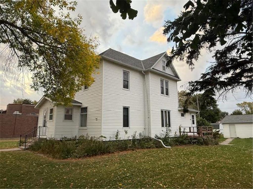 804 10th Avenue Clarkfield MN 56223 6801591 image1