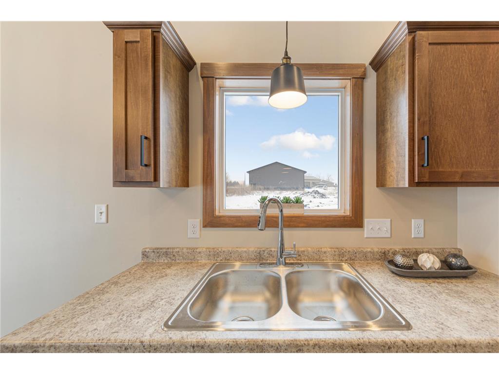 804 2nd St SE Dodge Center MN 55927 7006140 image21