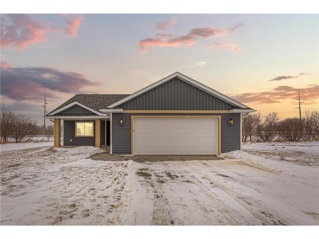 804 2nd St SE Dodge Center MN 55927 7006140 image3