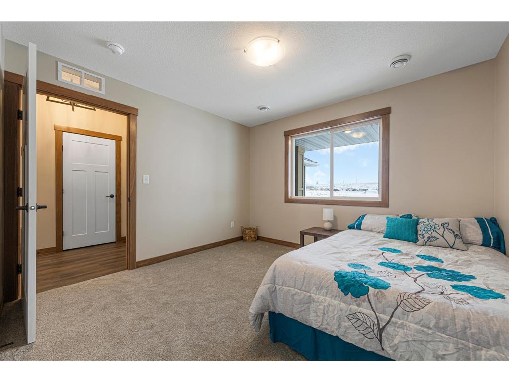 804 2nd St SE Dodge Center MN 55927 7006140 image32