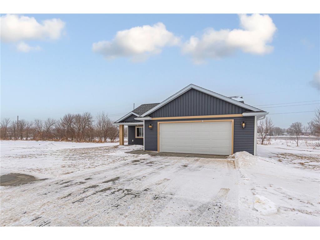 804 2nd St SE Dodge Center MN 55927 7006140 image4