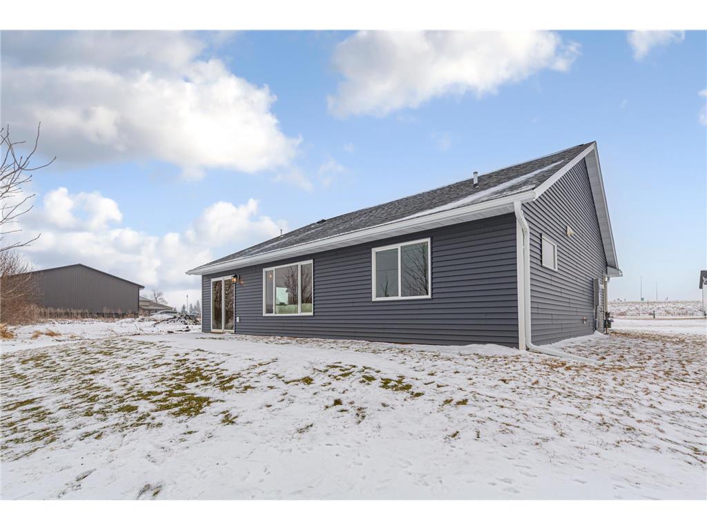 804 2nd St SE Dodge Center MN 55927 7006140 image7