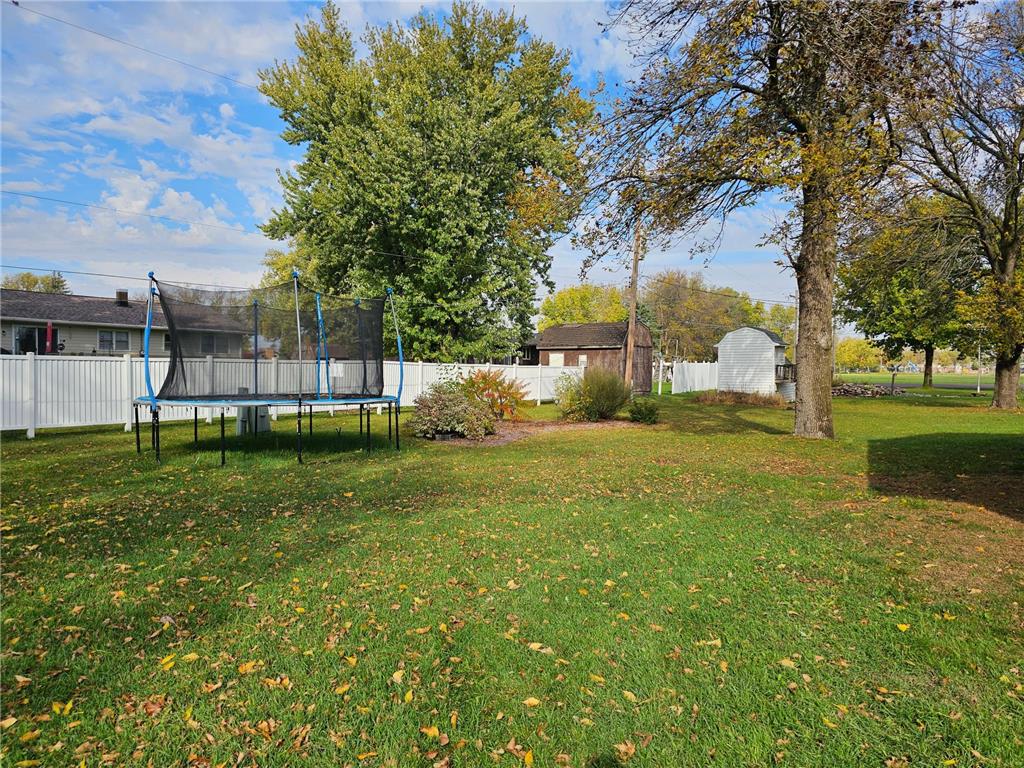 804 6th Avenue SE Pipestone MN 56164 6805596 image42