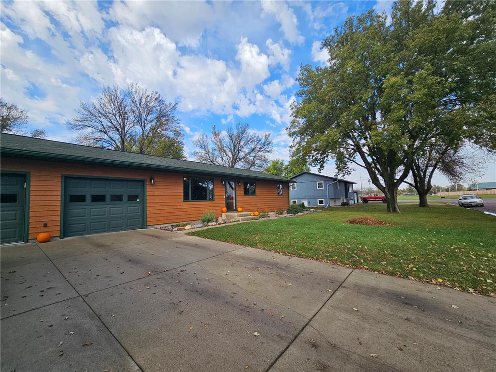 804 6th Avenue SE Pipestone MN 56164 6805596 image5