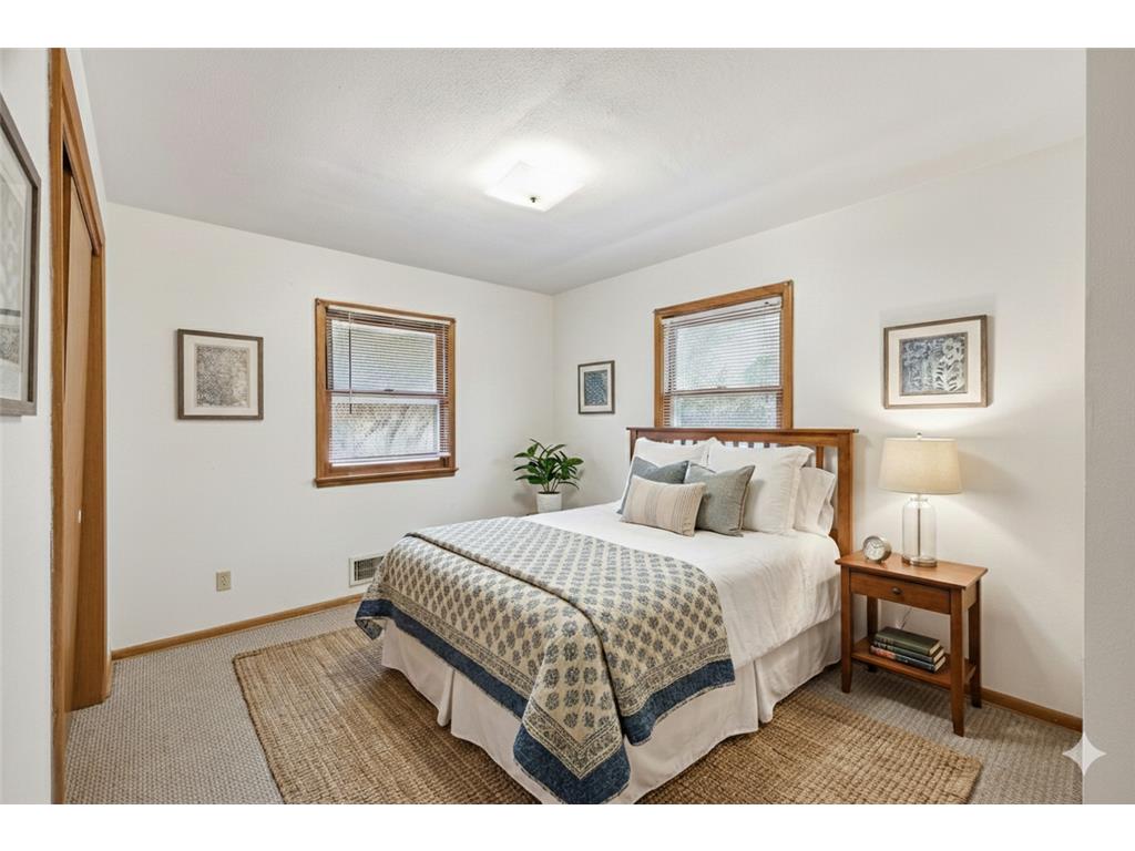 804 8th Avenue S South Saint Paul MN 55075 7002722 image16