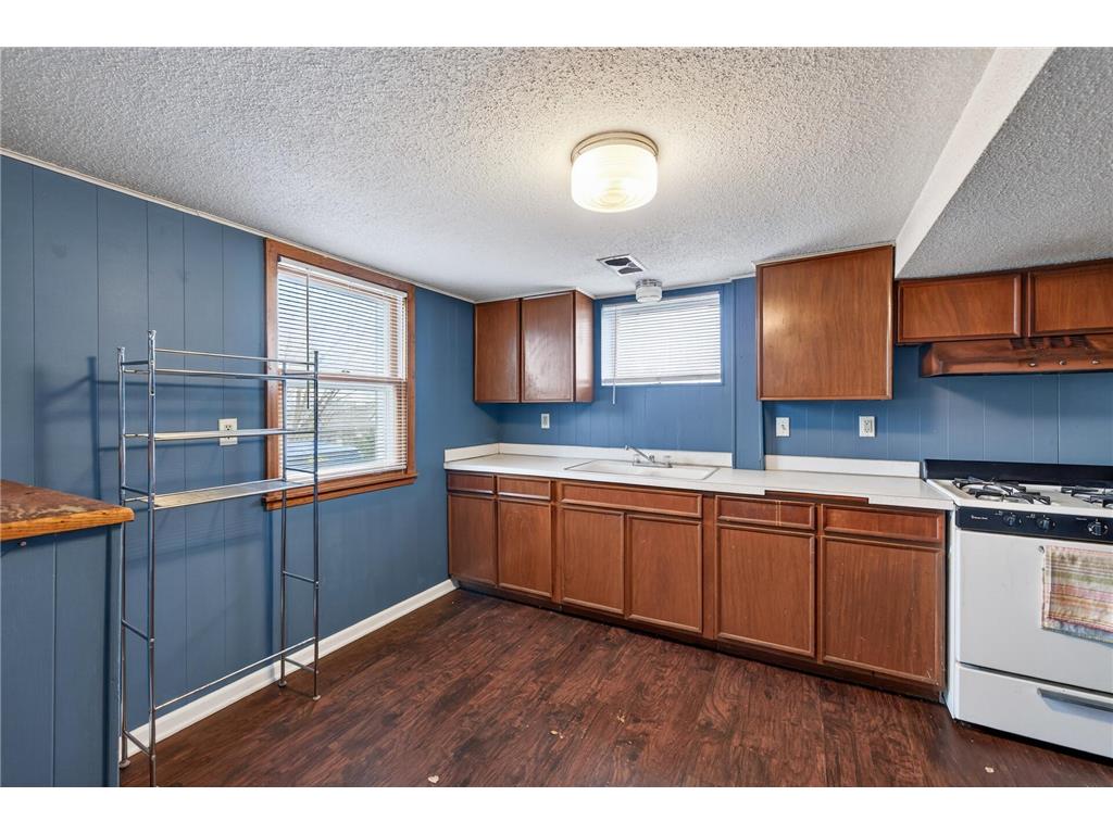 804 8th Avenue S South Saint Paul MN 55075 7002722 image4