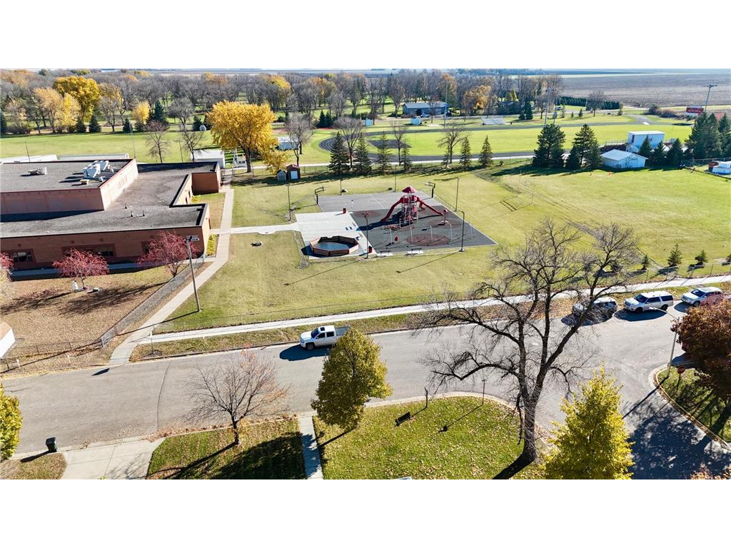 804 9th Street S Olivia MN 56277 6812407 image22