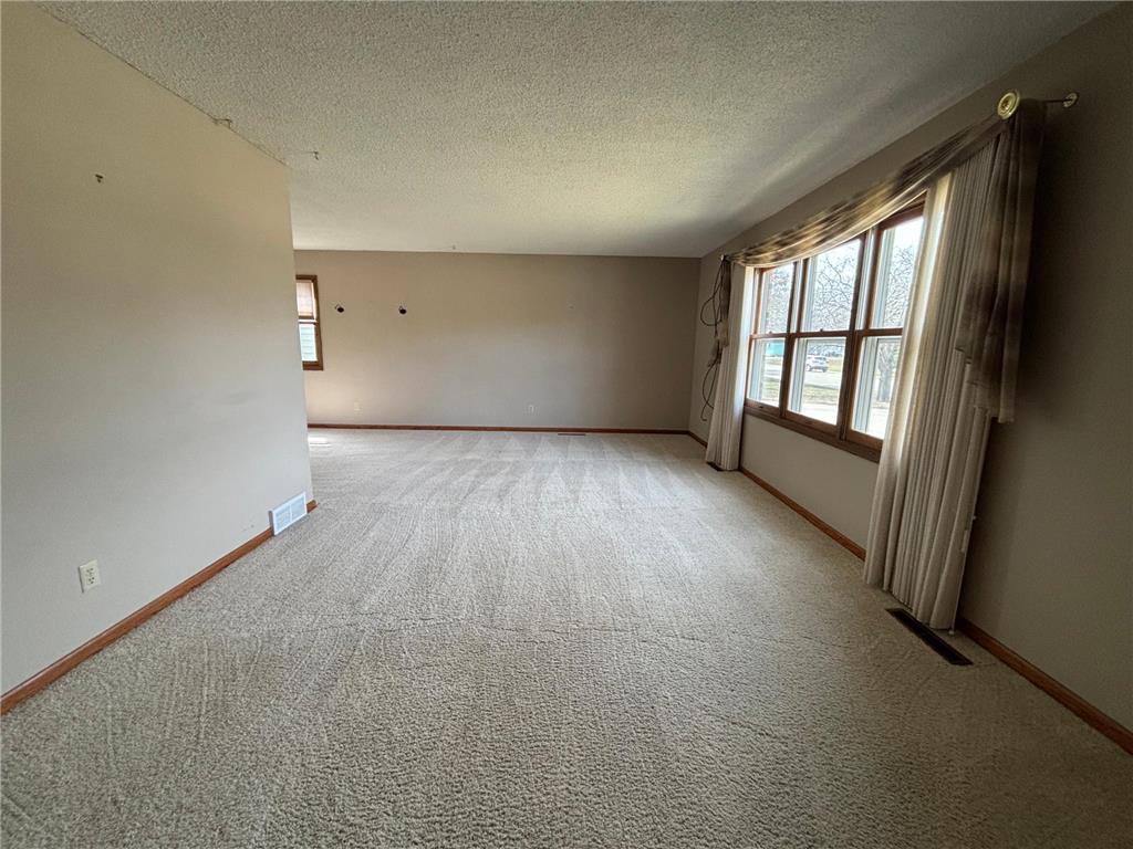 804 Crocker Avenue S Thief River Falls MN 56701 7061730 image6
