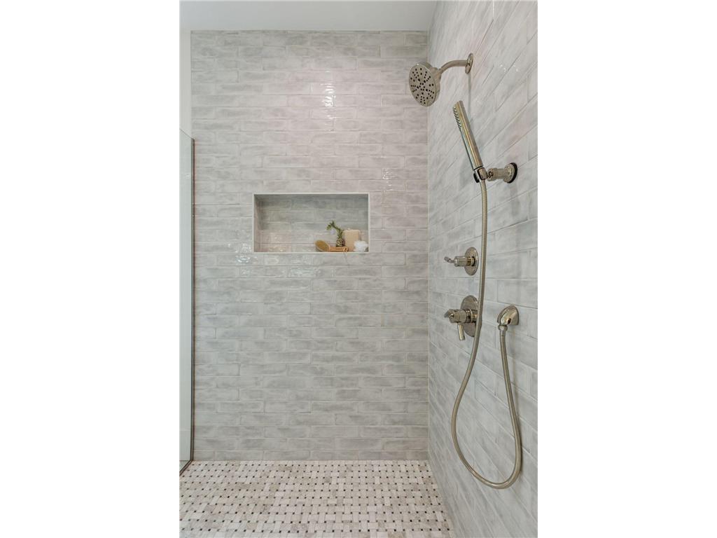 804 Great Oaks Trail Eagan MN 55123 7019926 image38