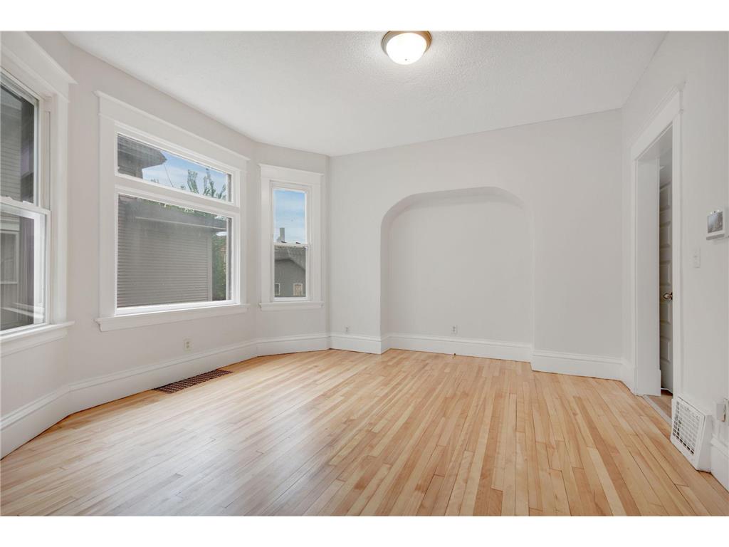 804 Hawthorne Avenue E Saint Paul MN 55106 6822601 image12