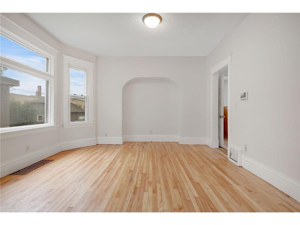 804 Hawthorne Avenue E Saint Paul MN 55106 6822601 image13