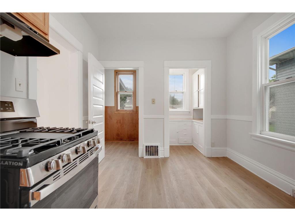 804 Hawthorne Avenue E Saint Paul MN 55106 6822601 image18