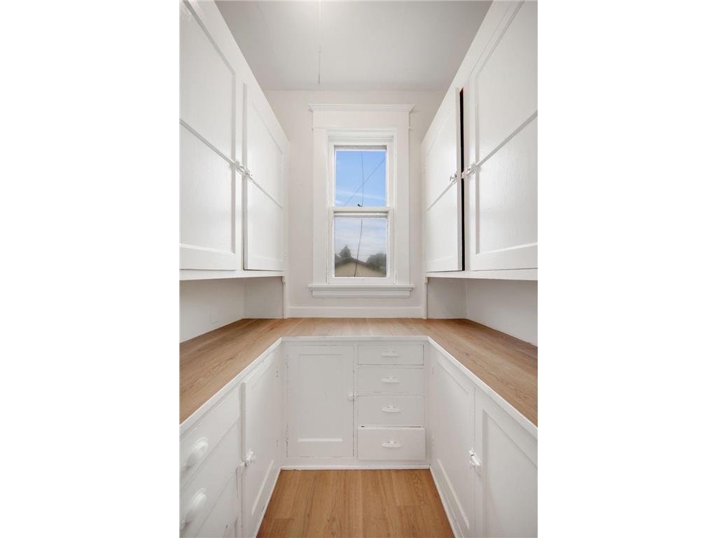 804 Hawthorne Avenue E Saint Paul MN 55106 6822601 image20