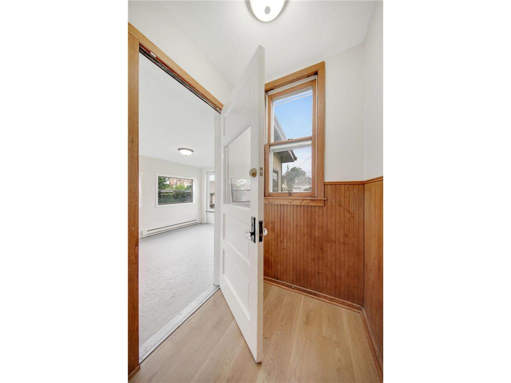 804 Hawthorne Avenue E Saint Paul MN 55106 6822601 image21