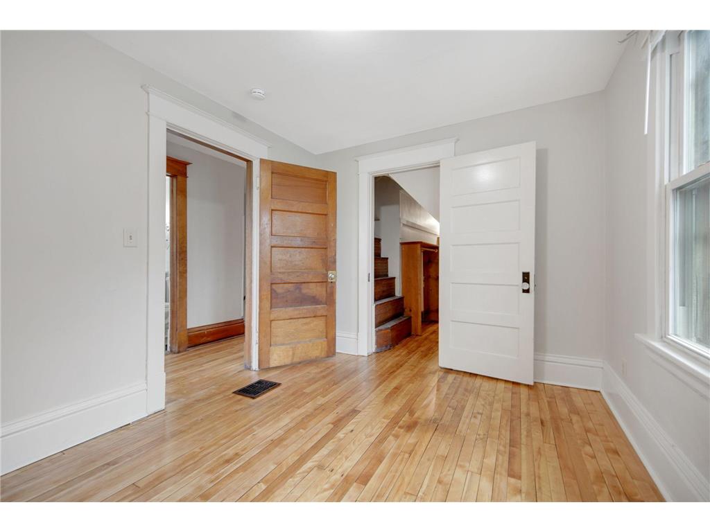 804 Hawthorne Avenue E Saint Paul MN 55106 6822601 image28