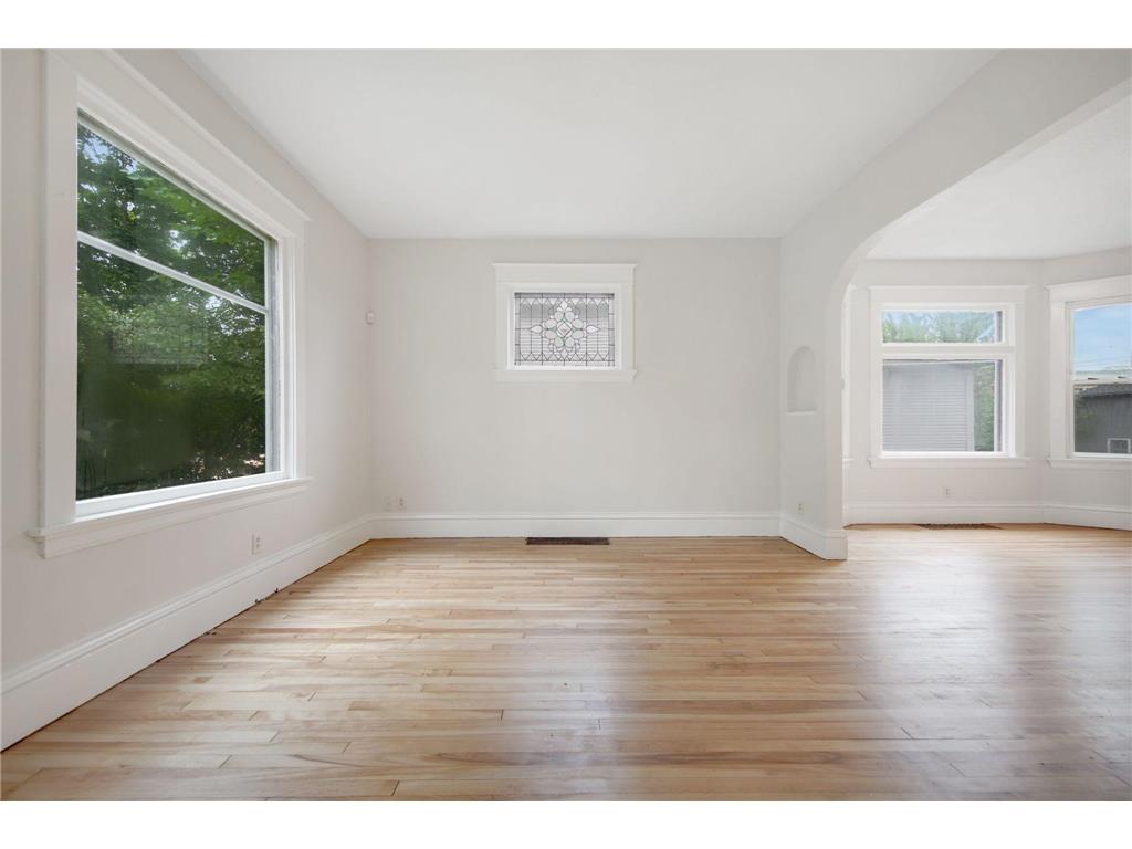 804 Hawthorne Avenue E Saint Paul MN 55106 6822601 image6