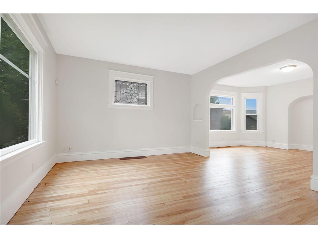 804 Hawthorne Avenue E Saint Paul MN 55106 6822601 image8