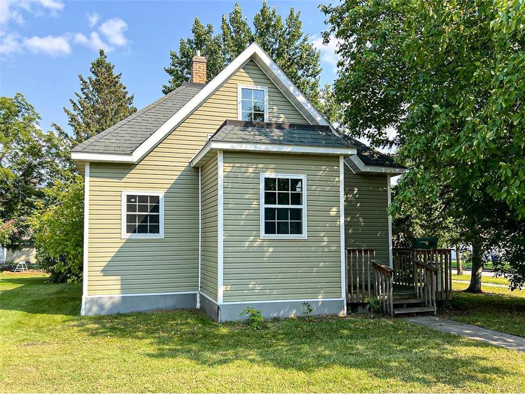 804 Knight Avenue N Thief River Falls MN 56701 6595484 image1