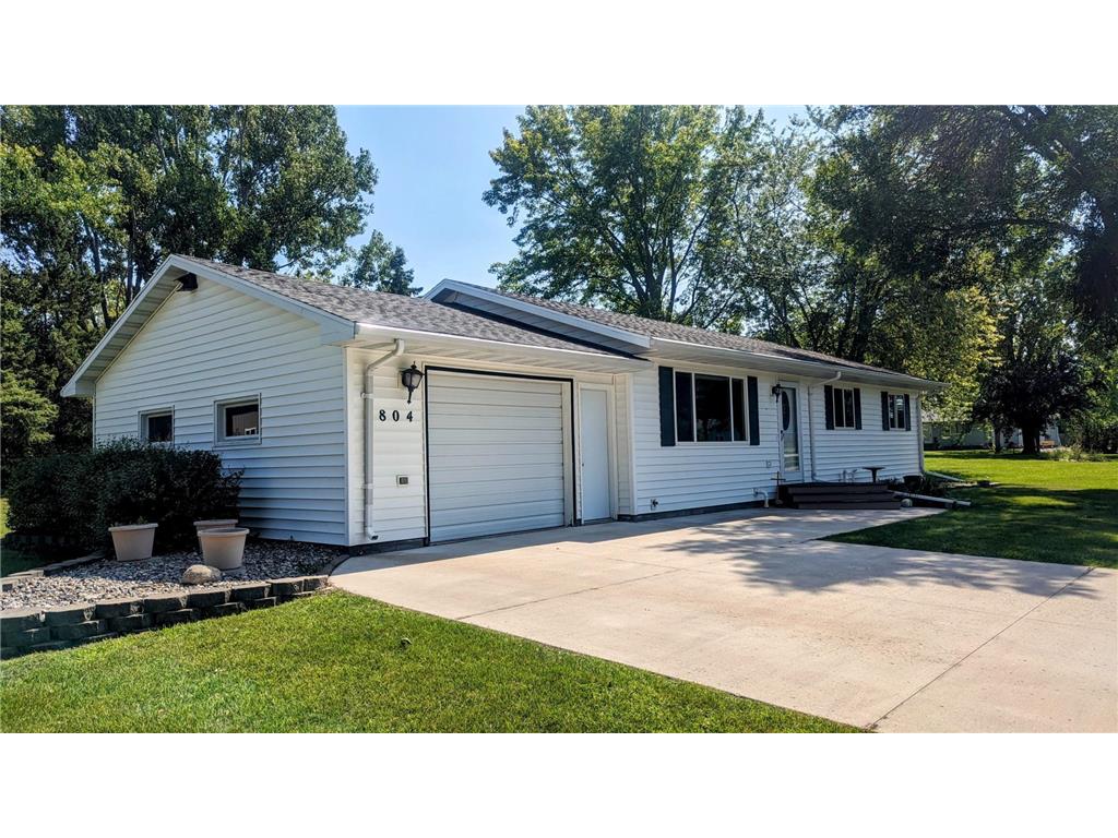 804 Mark Avenue N Fosston MN 56542 6418013 image1
