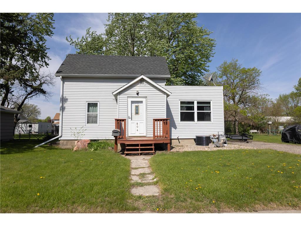 804 Redding Avenue Windom MN 56101 7074639 image2