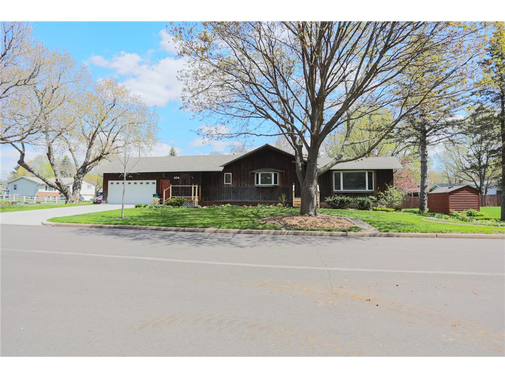 804 Valley View Drive River Falls WI 54022 7067067 image2