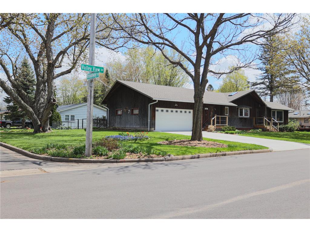 804 Valley View Drive River Falls WI 54022 7067067 image3