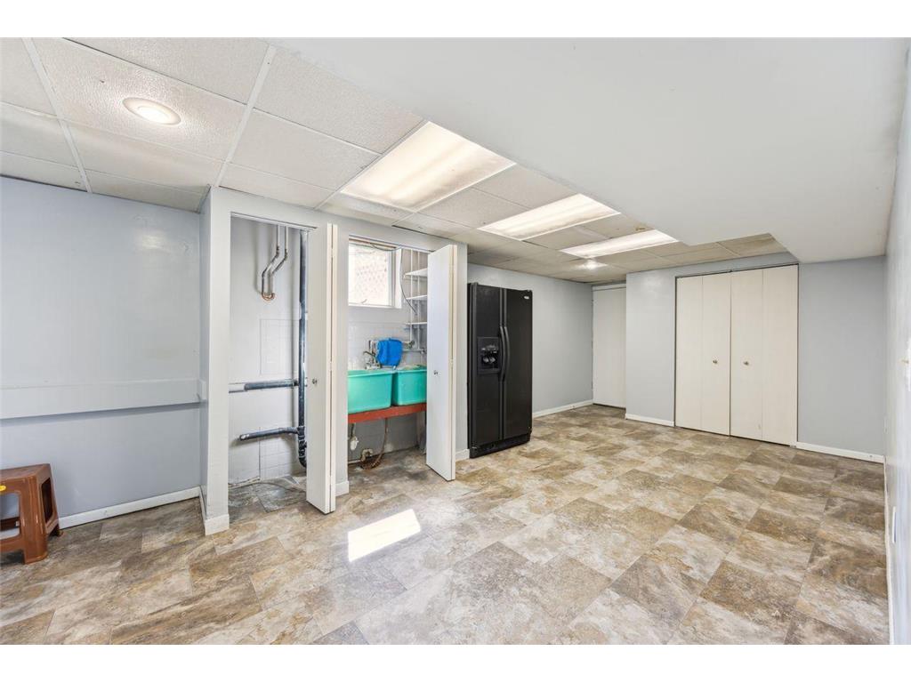 8040 Xenia Avenue N Brooklyn Park MN 55443 7009900 image16