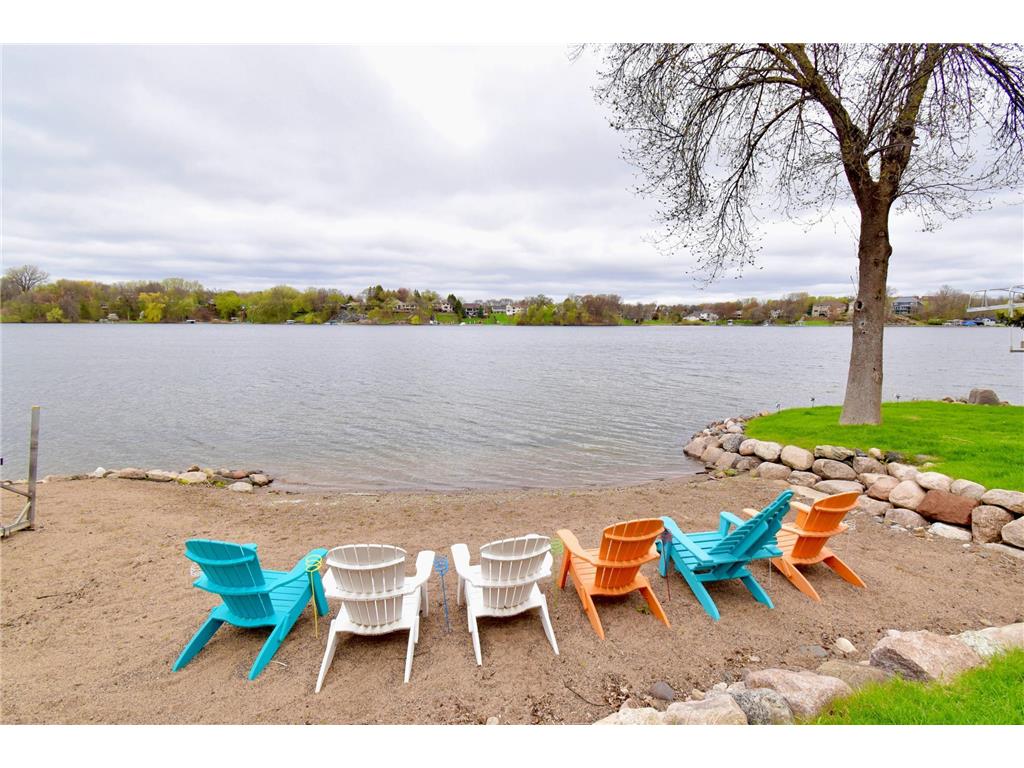 8041 Chesshire Lane N Maple Grove MN 55311 - Fish 6710436 image1