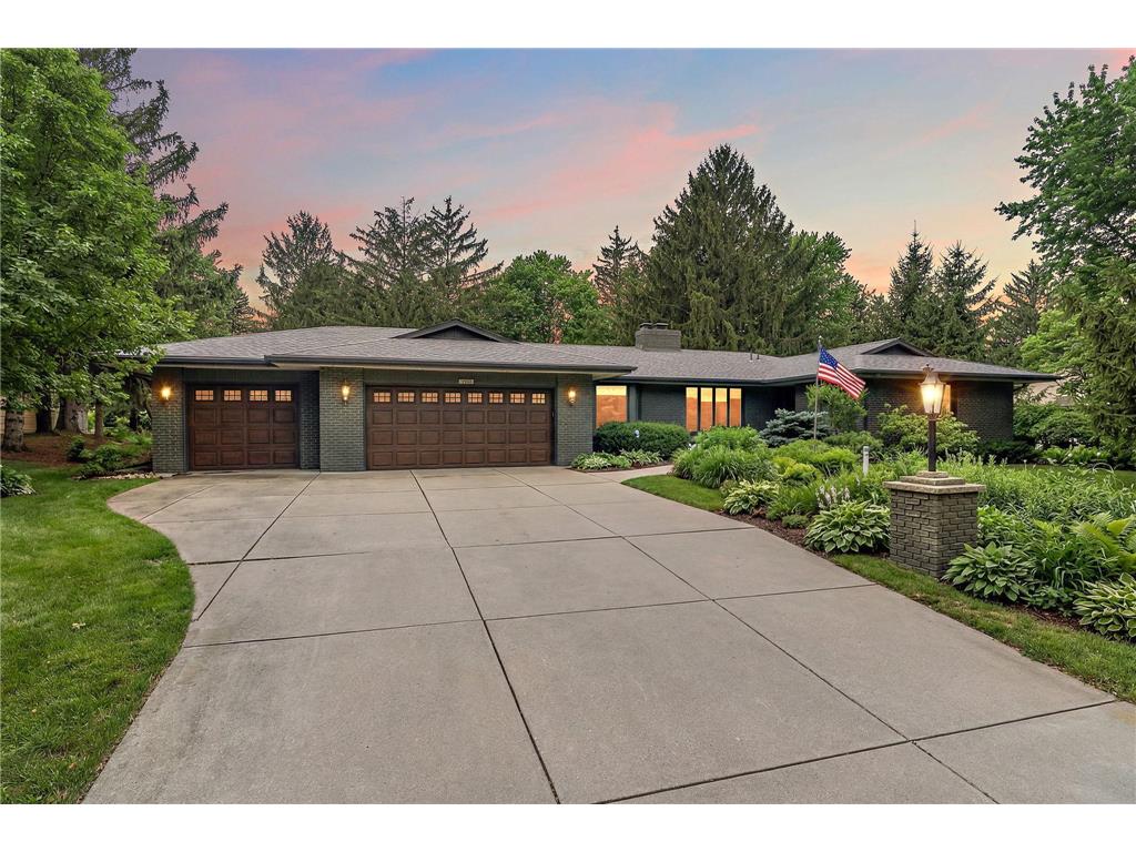 8047 Somerset Road Woodbury MN 55125 7028048 image1