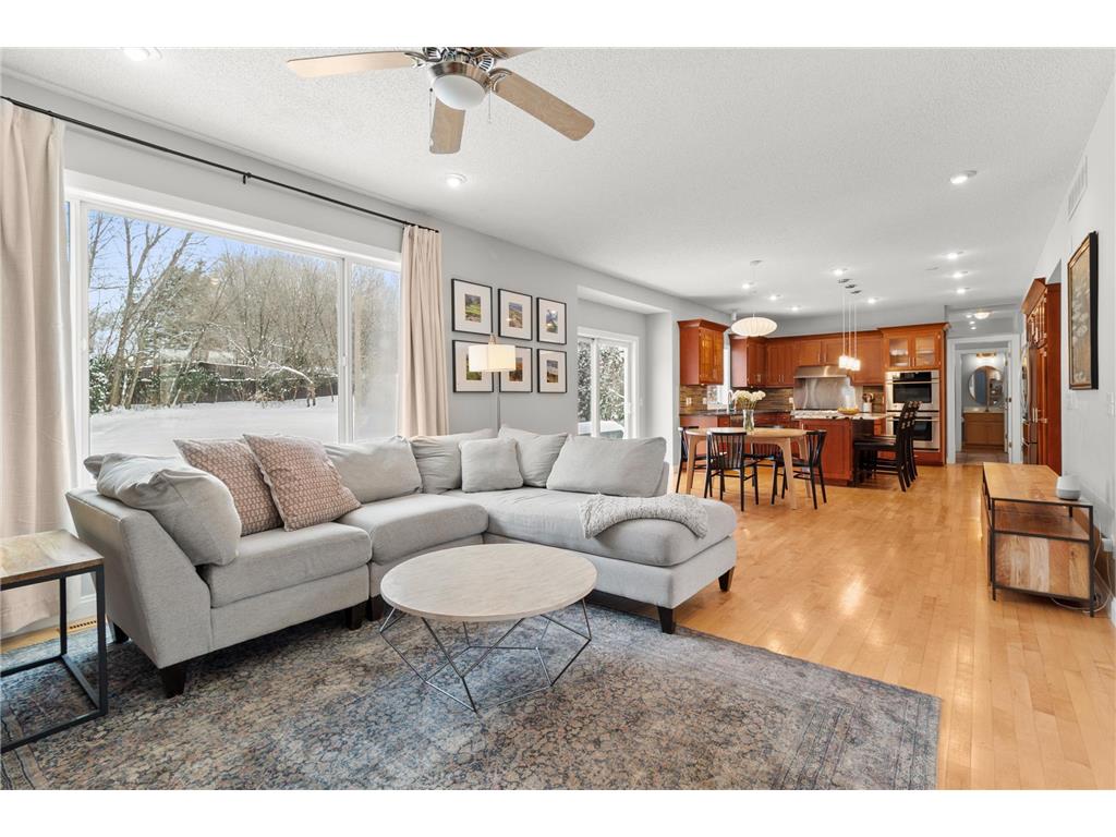 8048 Marsh Creek Alcove Woodbury MN 55125 6826073 image7