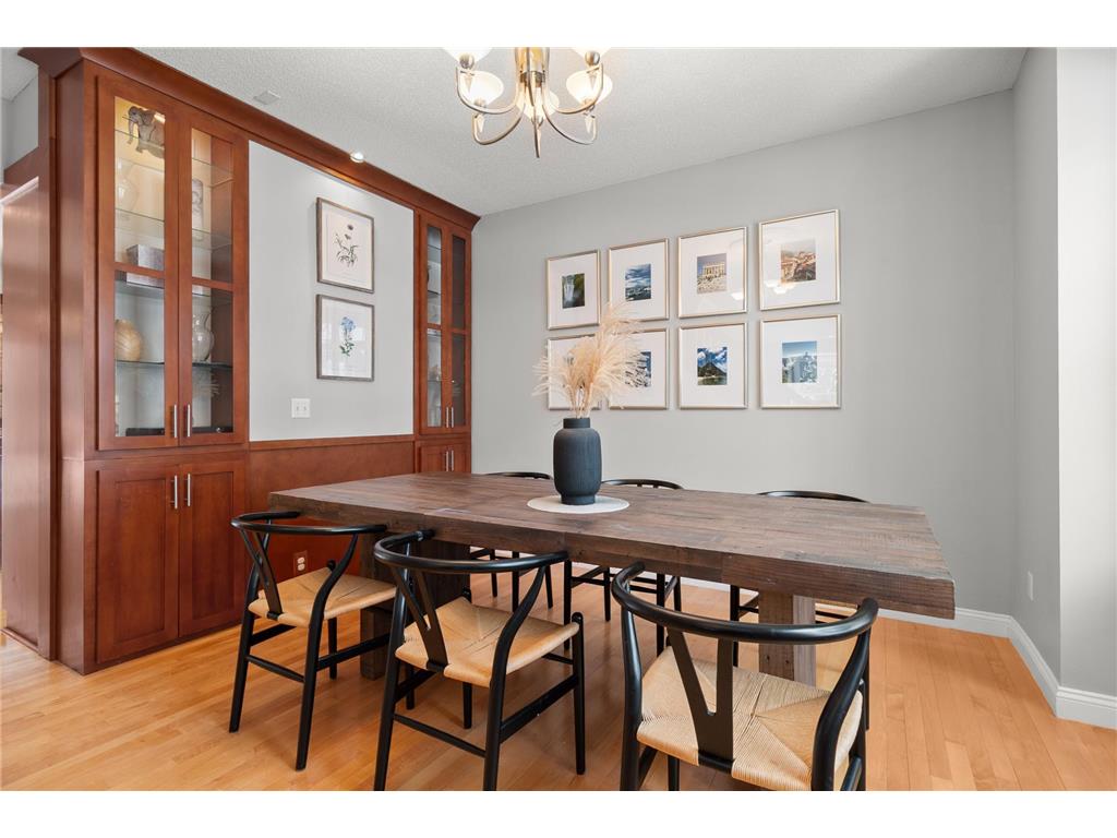 8048 Marsh Creek Alcove Woodbury MN 55125 7036875 image15