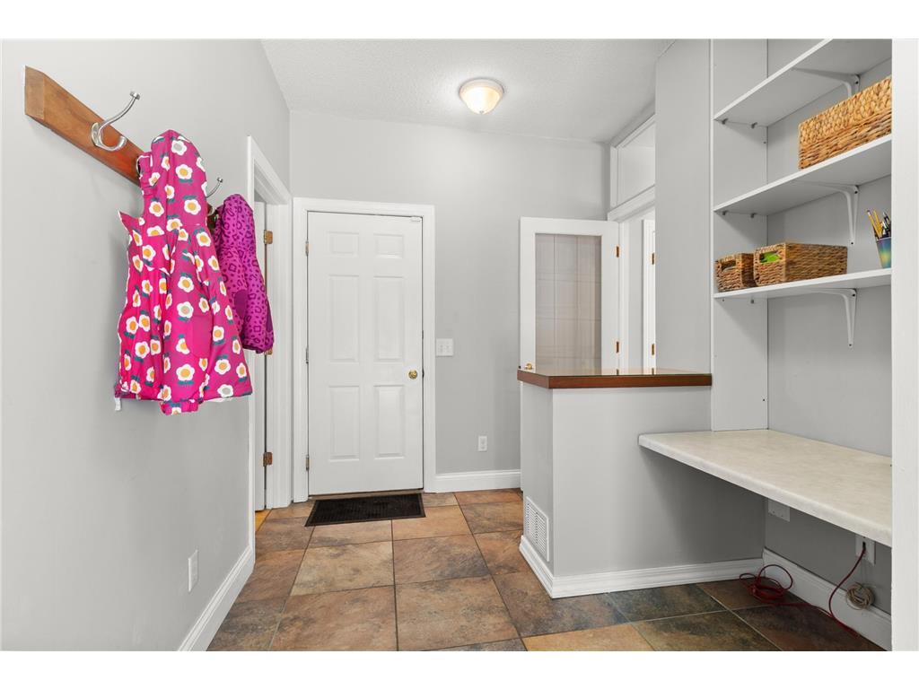 8048 Marsh Creek Alcove Woodbury MN 55125 7036875 image19