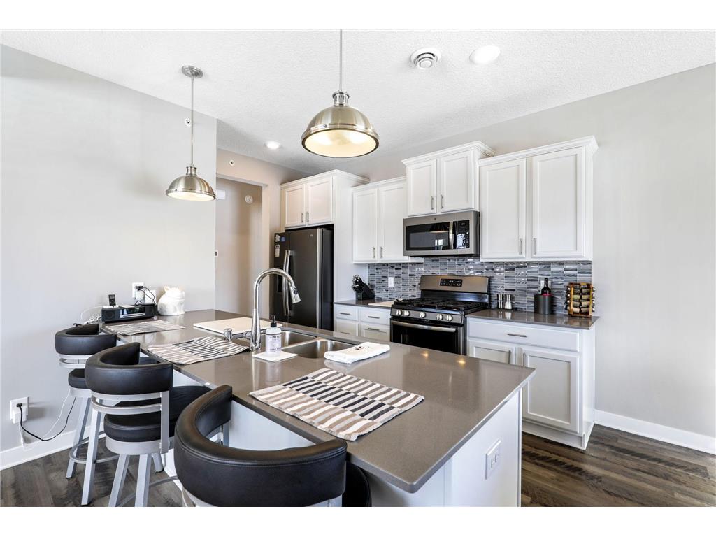 8049 64th Street S Cottage Grove MN 55016 6318455 image1