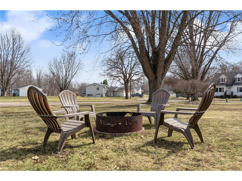 805 15th Avenue SE Austin MN 55912 7047057 image18